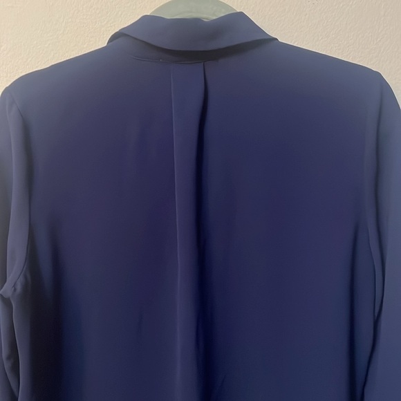 Michael Kors blue blouse long sleeve front pockets size M - Picture 5 of 5